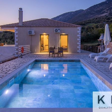 Skoumas Villa Surrounded By Olive Trees! Vlachata 外观 照片